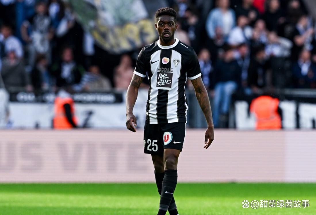 转会期体能课后；弗拉门戈篮板制胜备战法甲；压力陡增；资深球员宣示担当的简单介绍