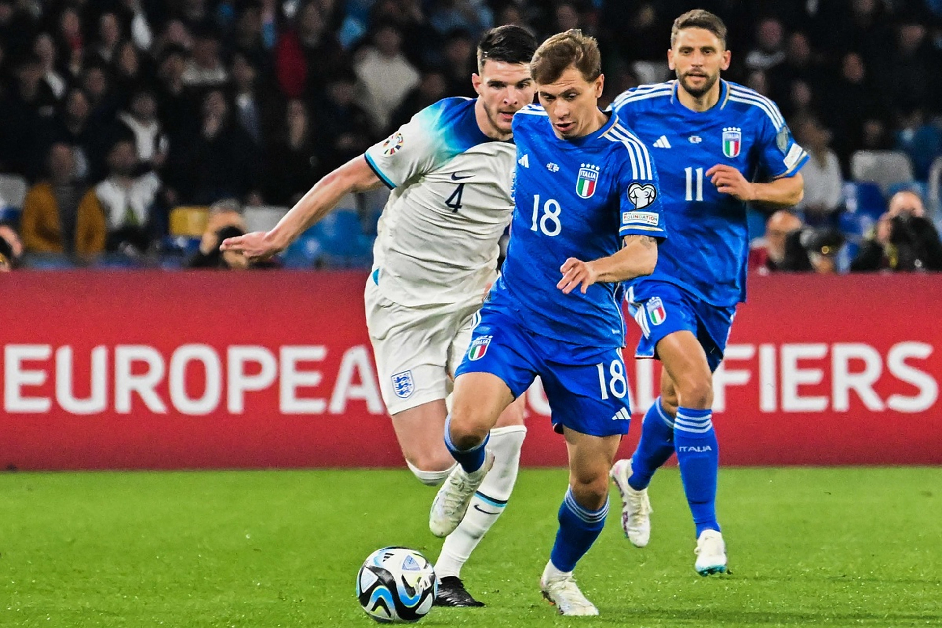 田径预选赛上演强强对话，剑门霹雳队强势横扫岭南天虎队，多点开花奏效；本土核心状态回升的简单介绍