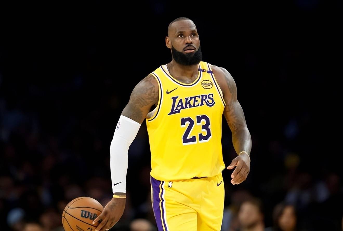 开云体育-洛杉矶湖人迎NBA总决赛关键赛，冲刺阶段更衣室发声，压力陡增，心理建设被强调的简单介绍