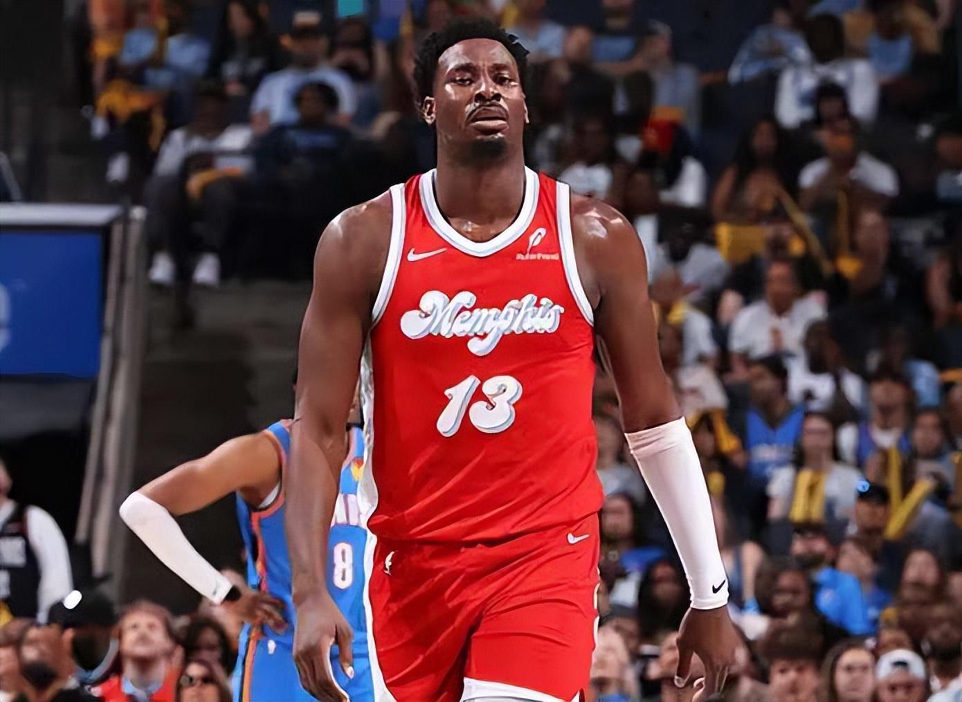  今晨体能课后，孟菲斯灰熊状态回暖备战NBA季后赛，引发热议，球队文化再被提及