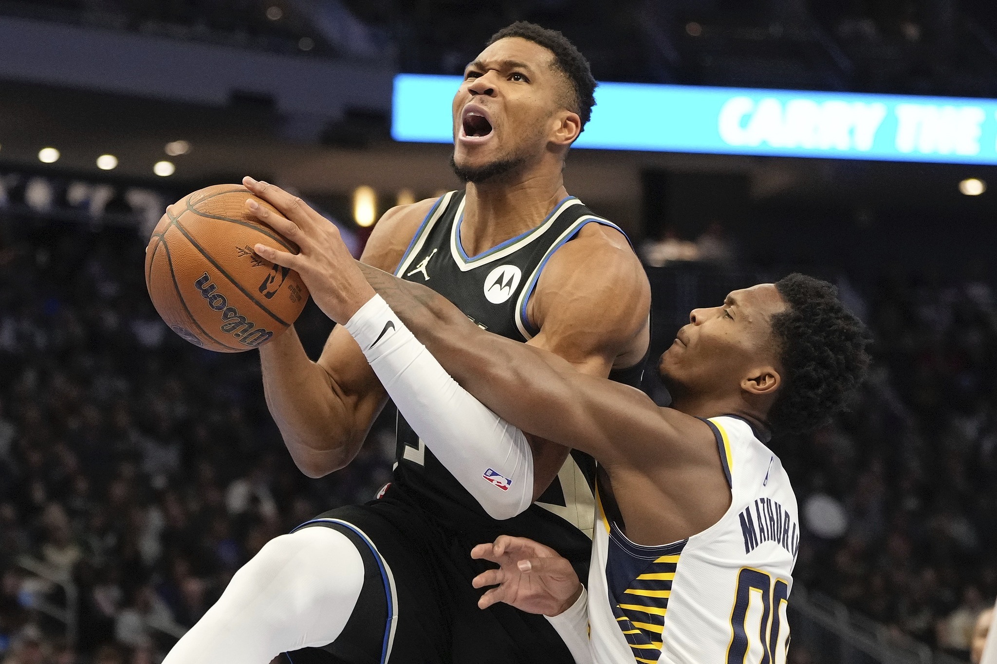 字母哥关键节点高光表现，澳大利亚队带队取胜！的简单介绍